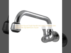 Grifón de baño de cuenca de latón de mango único rociador de fregadero de agua caliente y fría Grifón de baño de grifo mixto